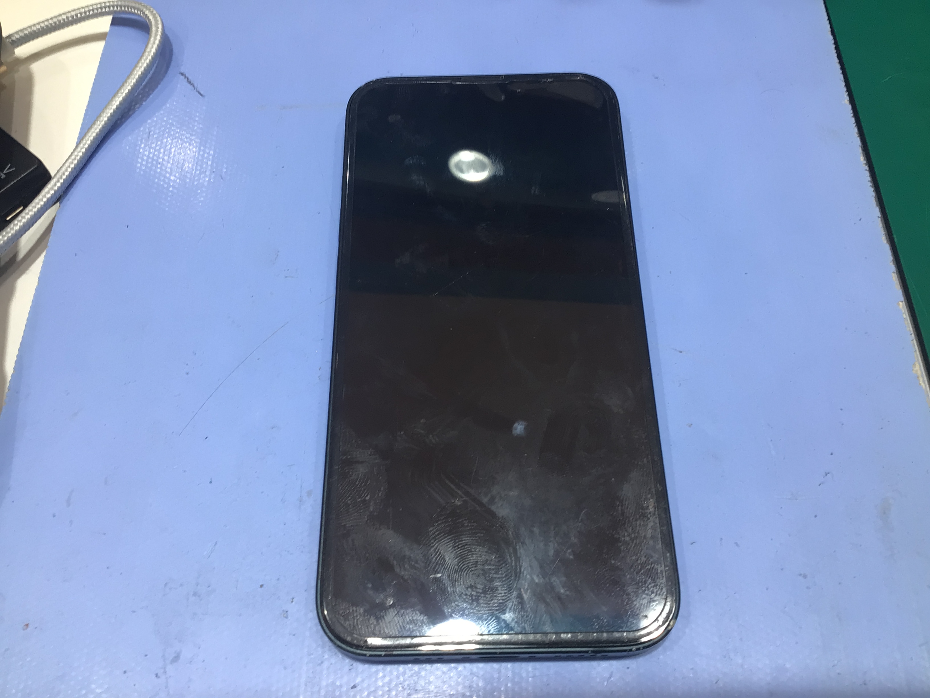 【イーアス高尾】iPhone13のバッテリー交換（データそのまま！）｜電池がすぐ減る症状を最短60分で改善